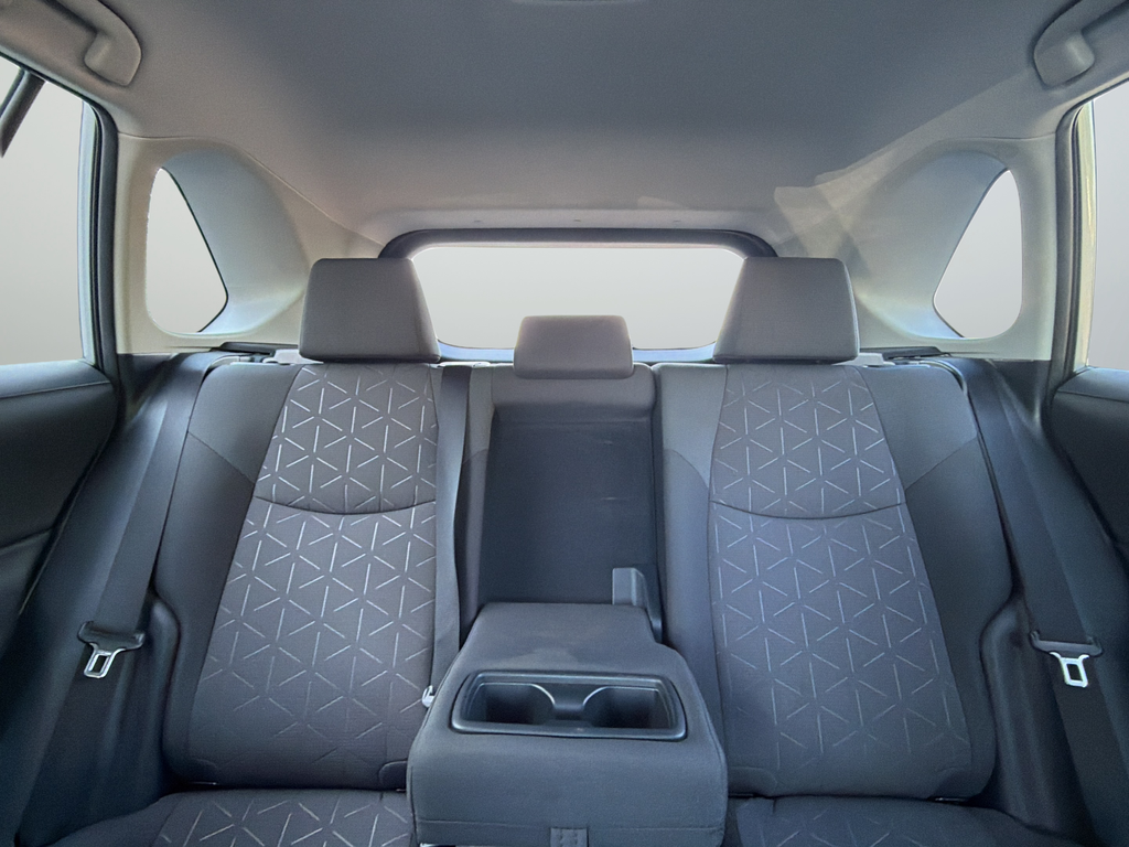 Used 2020 Silver Toyota XLE image 30