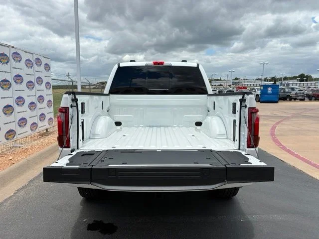 Used 2025 White Metallic Ford Platinum image 7