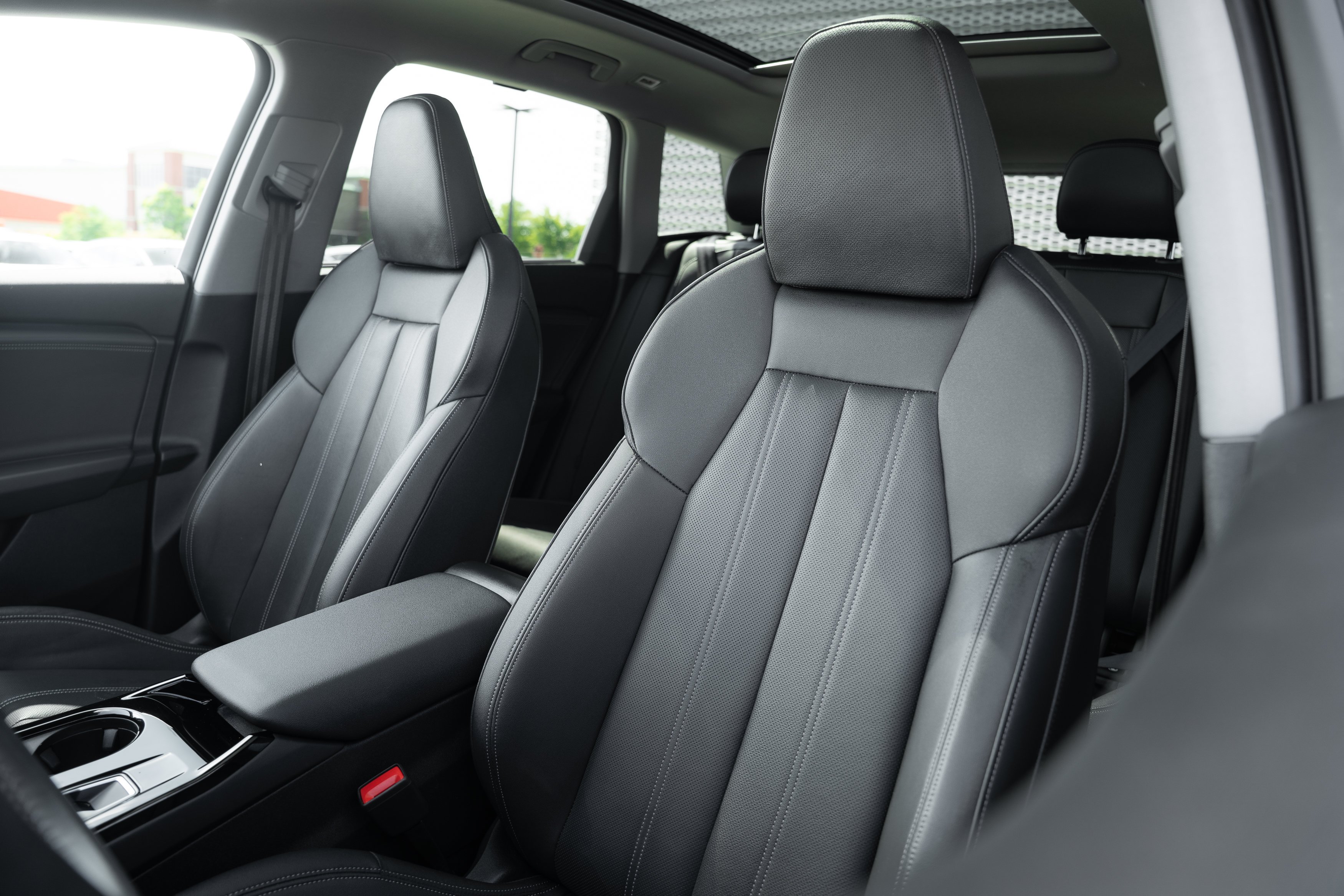 Certified Used 2025 Manhattan Gray Metallic Audi Premium Plus image 21