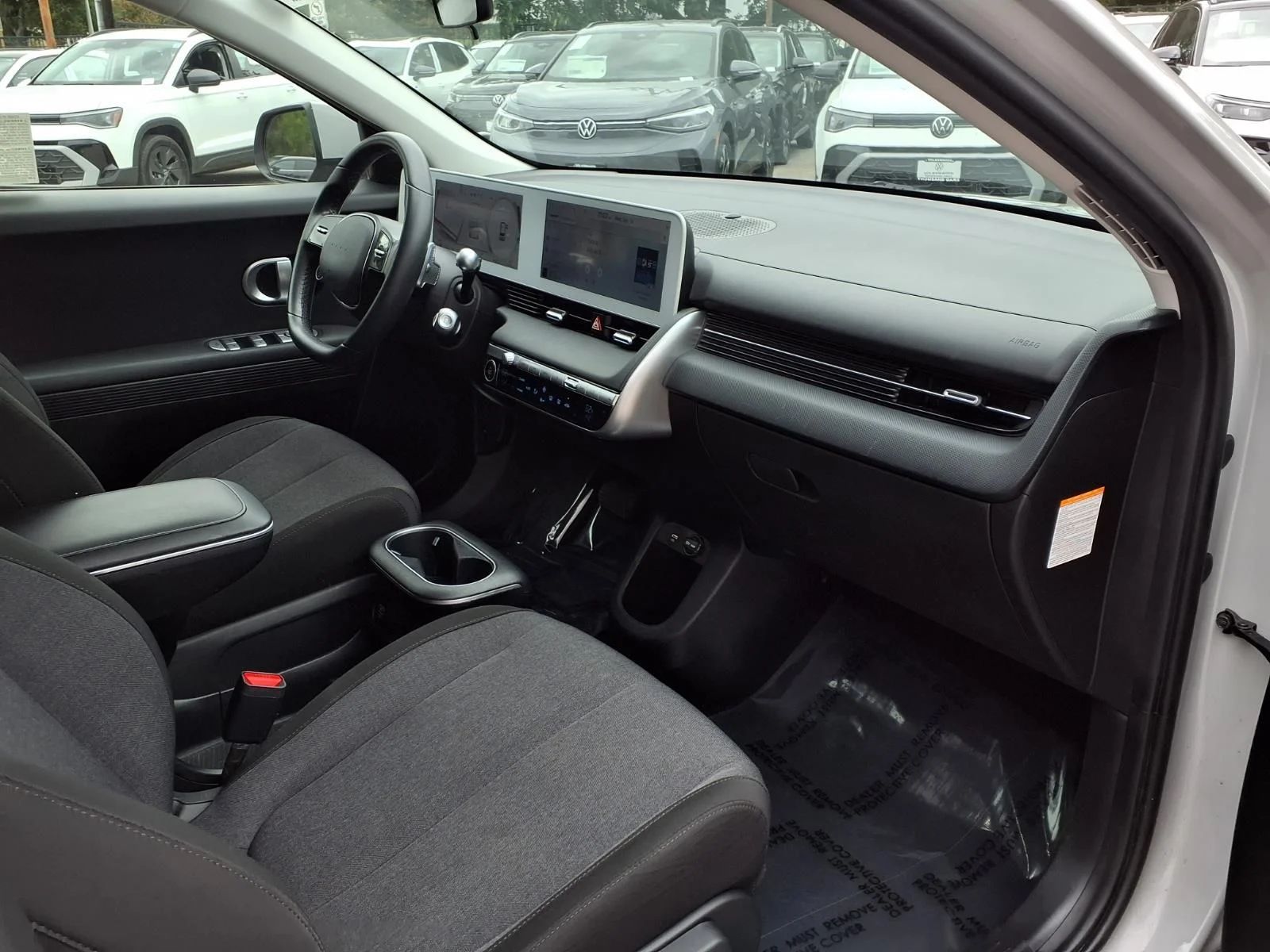 Used 2024 Gray Hyundai SE Standard Range image 23