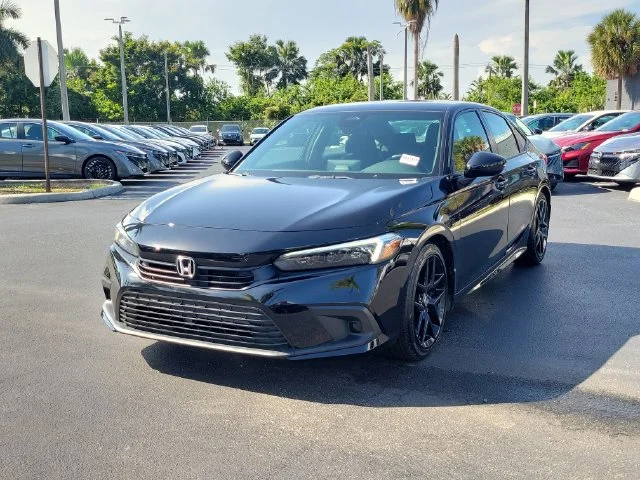 Used 2024  Honda Sport image 30