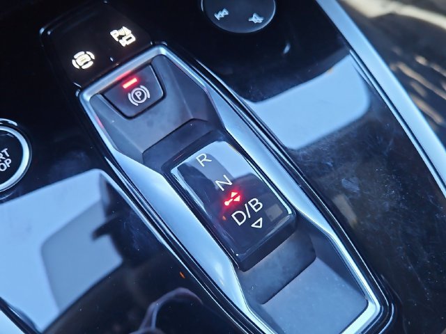 Used 2023 Gray Audi Premium Plus image 24