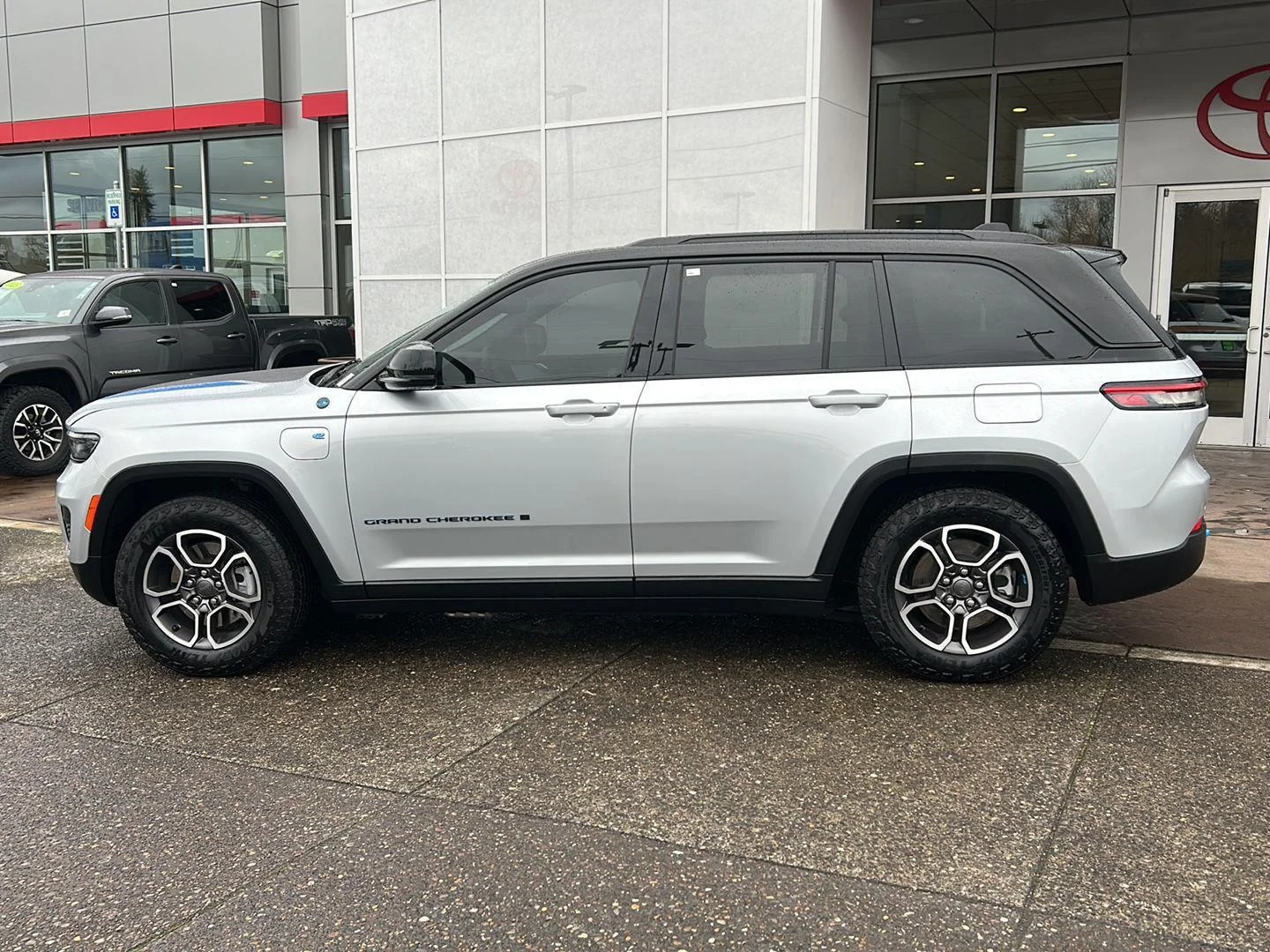 2024 Jeep Grand Cherokee Trailhawk 4xe - Photo 9