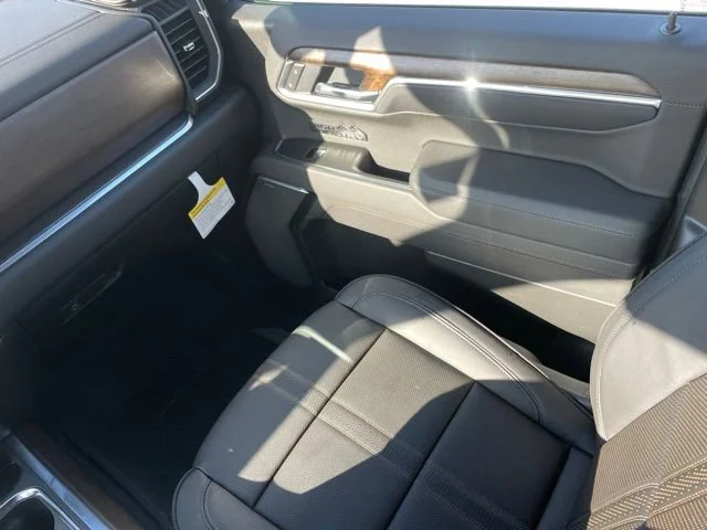 2026 Chevrolet Silverado 1500 High Country - Photo 16