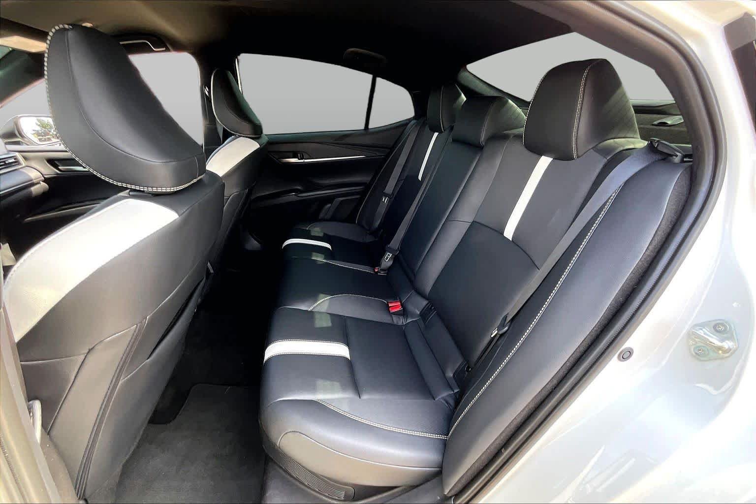 Used 2026 Ice Cap Toyota LE image 20