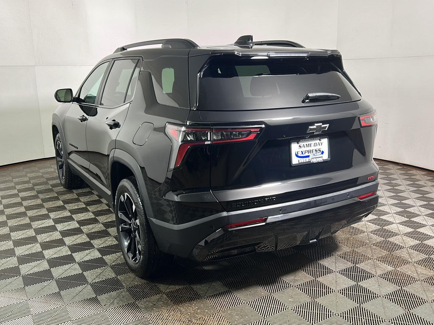 Used 2025 Mosaic Black Metallic Chevrolet AWD RS image 9