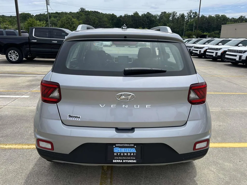 New 2026 Silver Hyundai SEL image 4