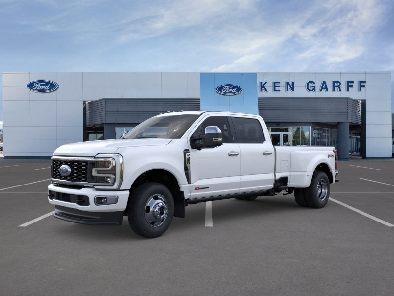 2026 Ford F-350 Platinum 4x4 Crew Cab 8' Box DRW's photo