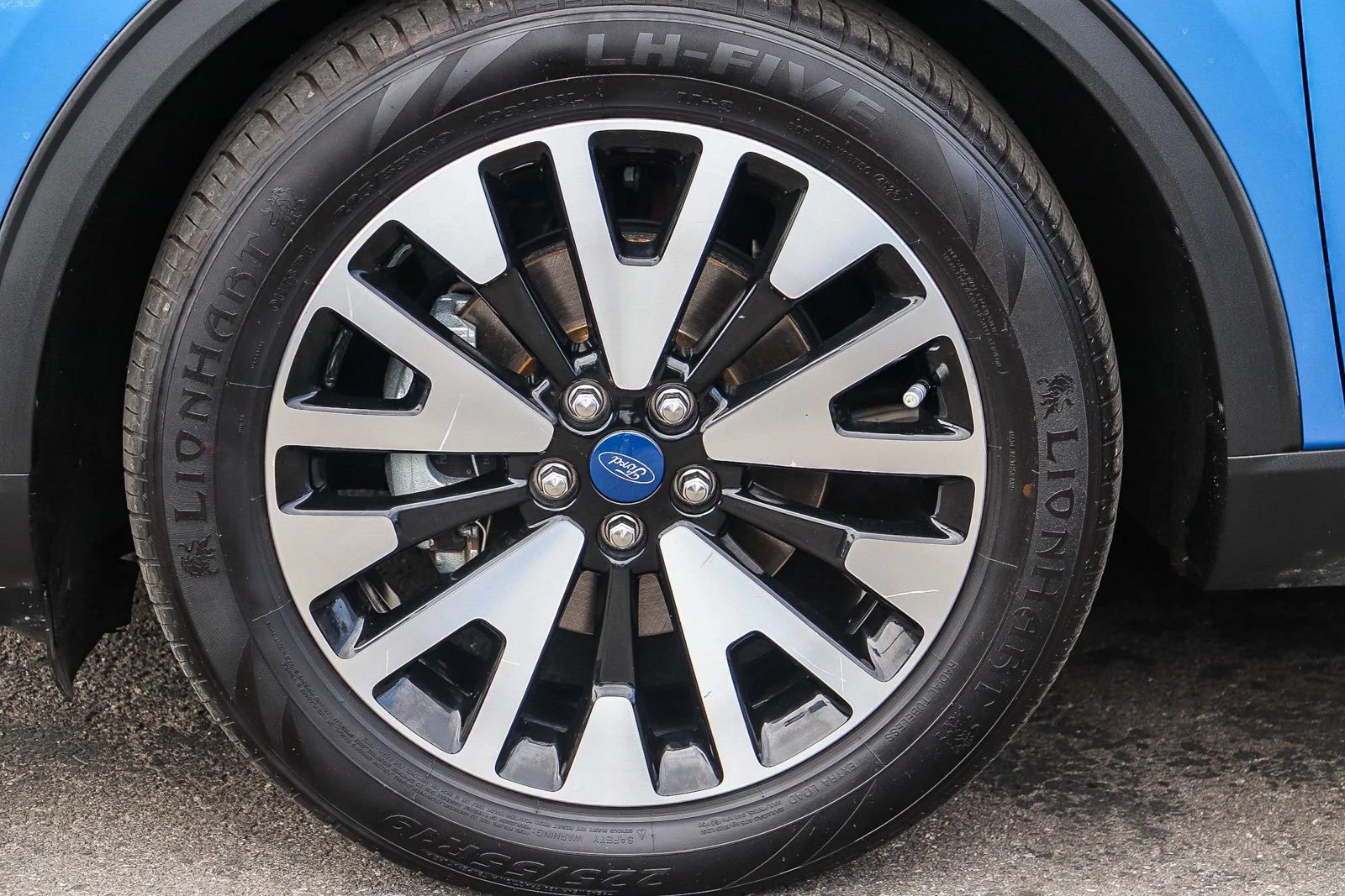 Certified Used 2020 Blue Metallic Ford SE Sport Hybrid image 13