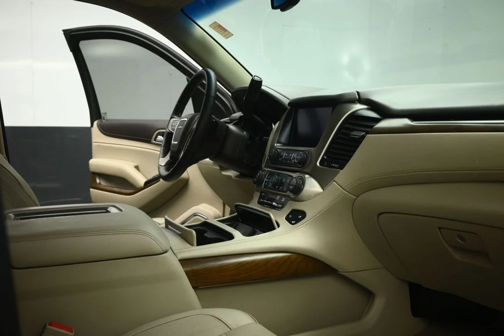 Used 2020 Silver GMC Denali image 60
