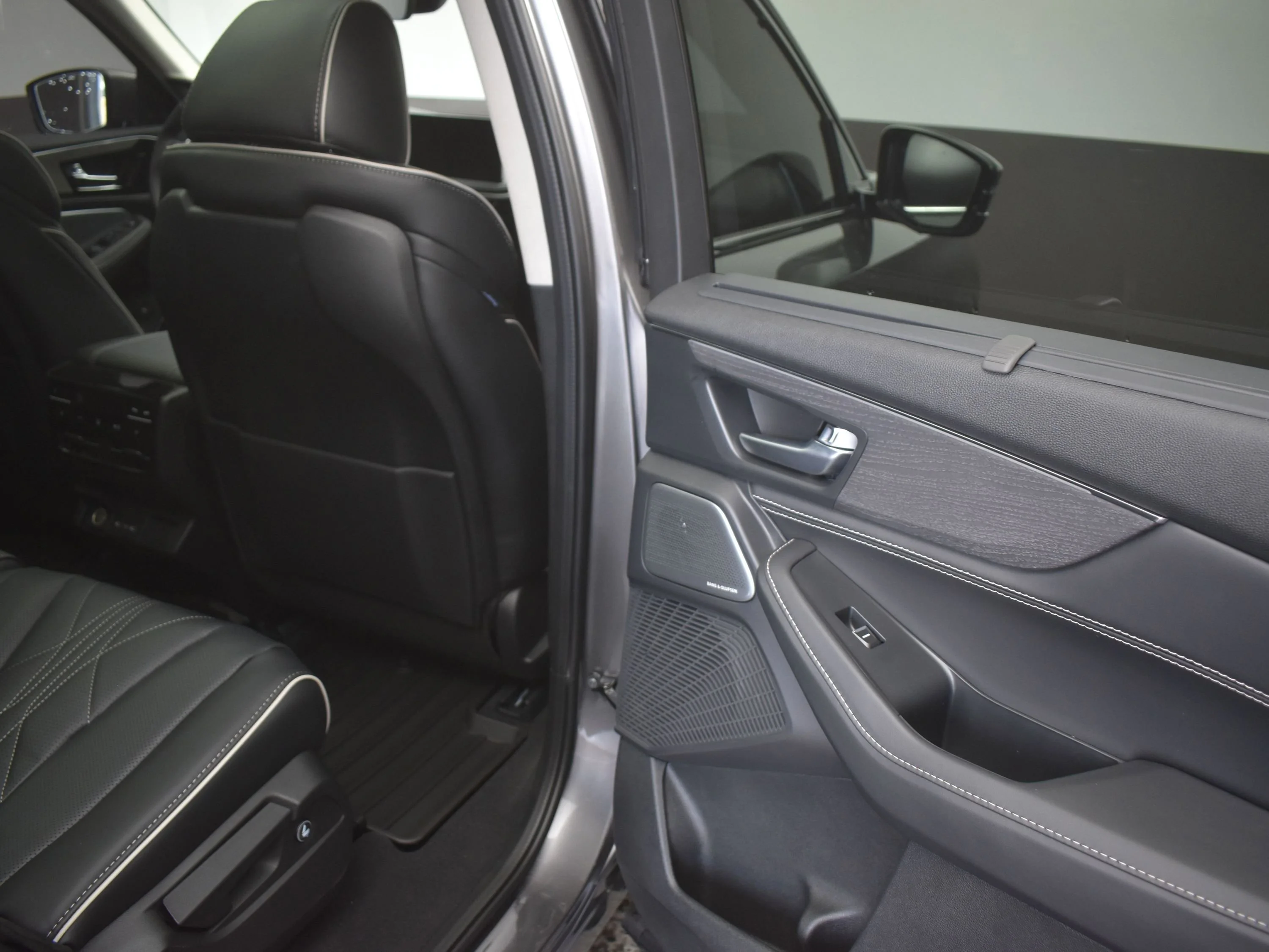 New 2026 Gray Acura w/Advance Package image 27
