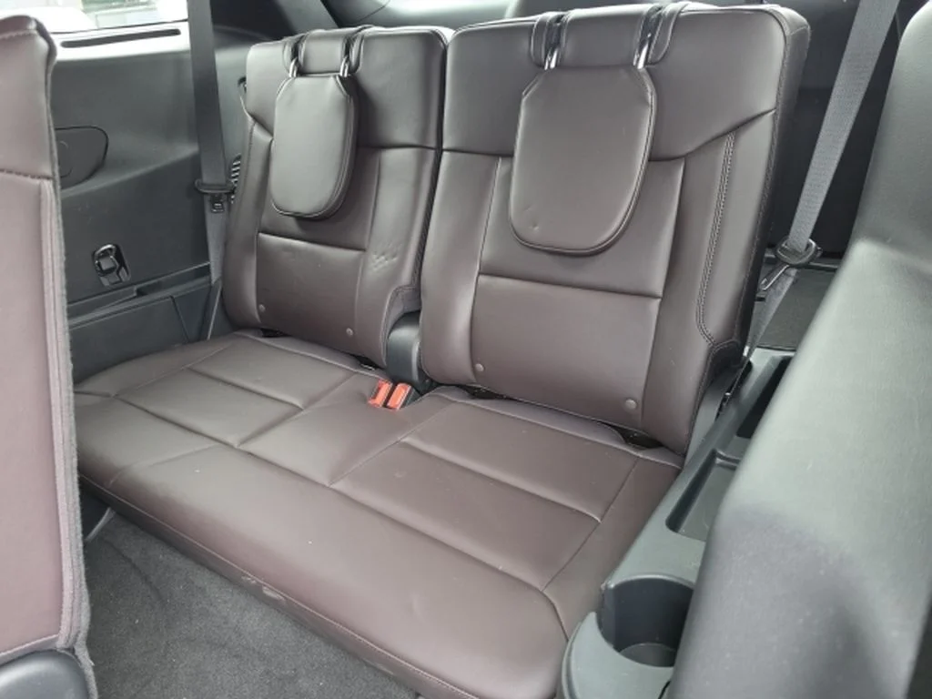 Used 2025 Rapid Red Metallic Tinted Clearcoat Ford Platinum image 13