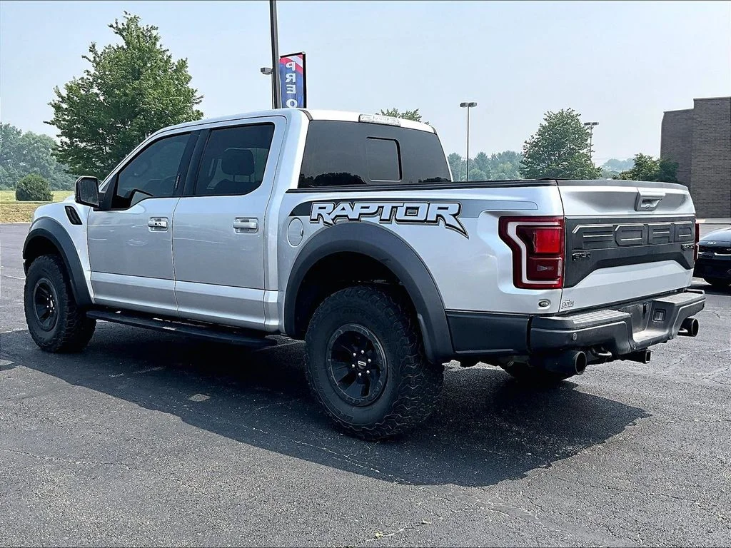 Used 2017 White Ford Raptor image 3