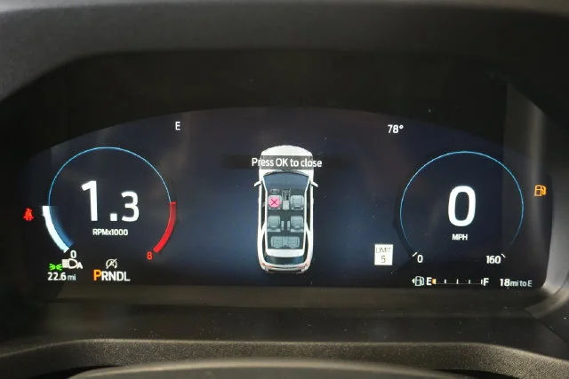 New 2027 Avalanche Gray Ford Active image 13