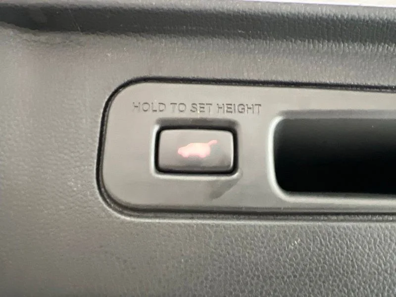 Used 2024  Honda EX-L image 9