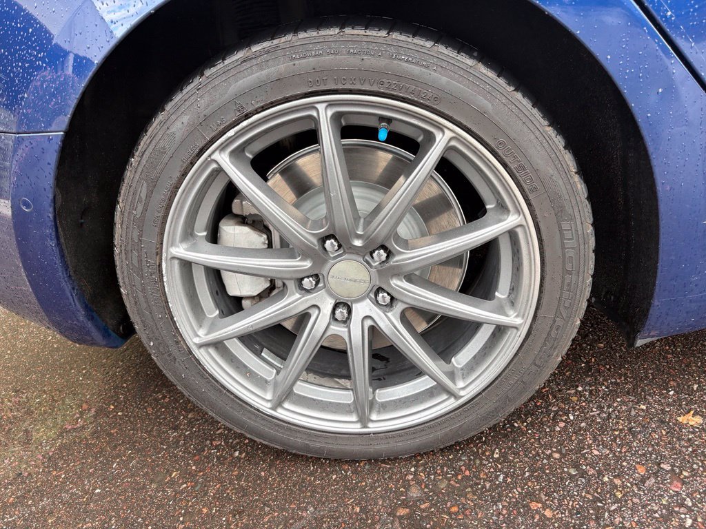 Used 2022 Blue Tesla Base image 5