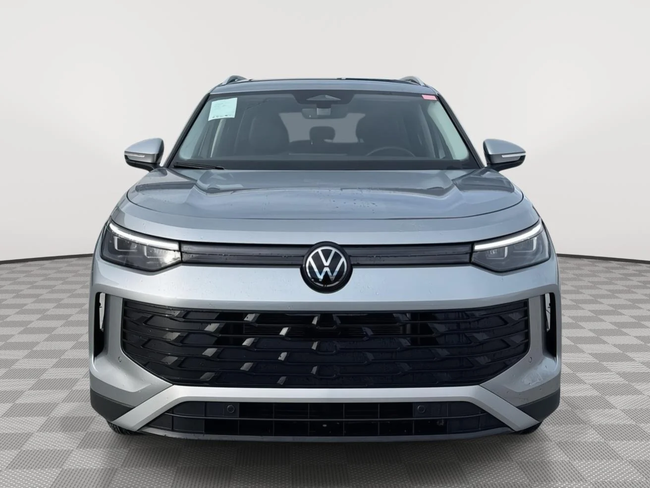 2025 Volkswagen Tiguan SE - Photo 14