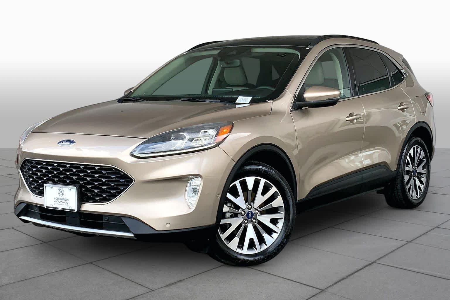2020 Ford Escape Titanium Hybrid