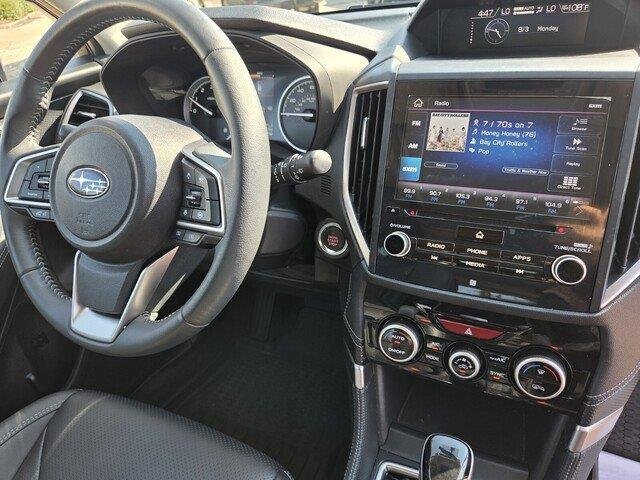 Used 2020 Ice Silver Metallic Subaru Limited image 30