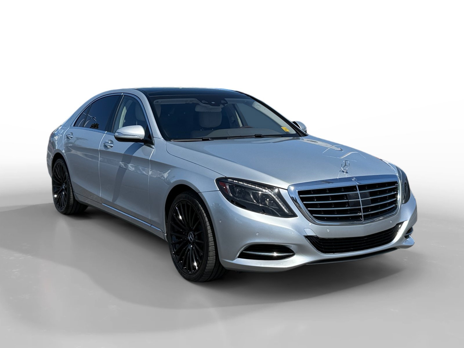 Used 2017 Silver Mercedes-Benz S 550 image 7