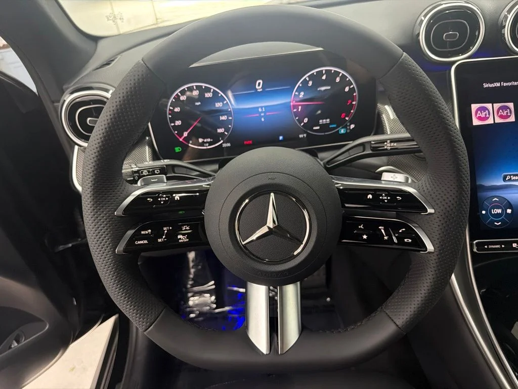 New 2027 Black Mercedes-Benz GLC 300 image 16