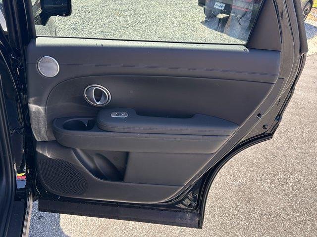 New 2026 Abyss Black Pearl Hyundai SE image 15