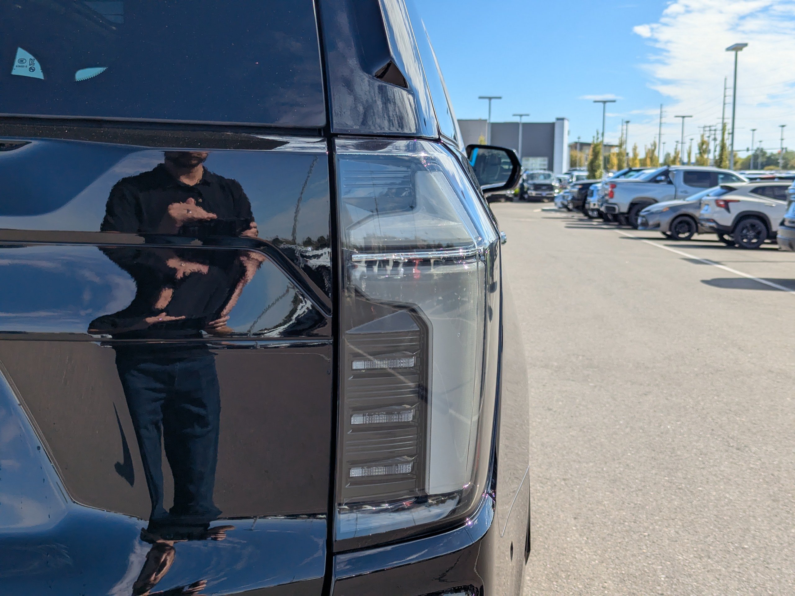 2026 Chevrolet Suburban Premier - Photo 49