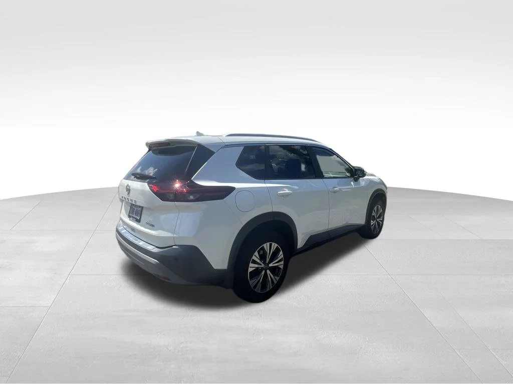 Used 2023 White Nissan SV image 34