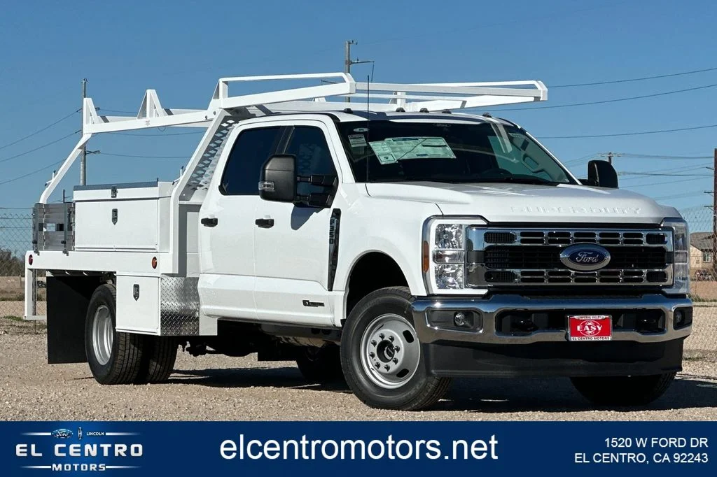 2026 Ford F-350 XL 4x4 Crew Cab 179-In DRW's photo