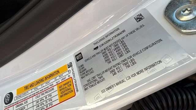 New 2026 Summit White GMC Denali image 30