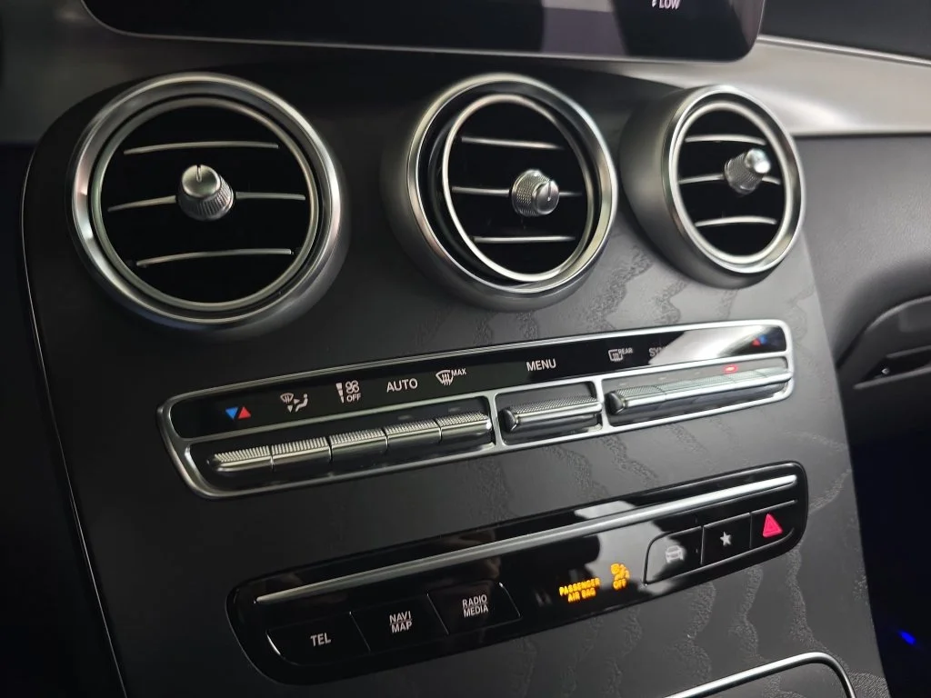 Used 2022  Mercedes-Benz GLC 43 AMG® image 25