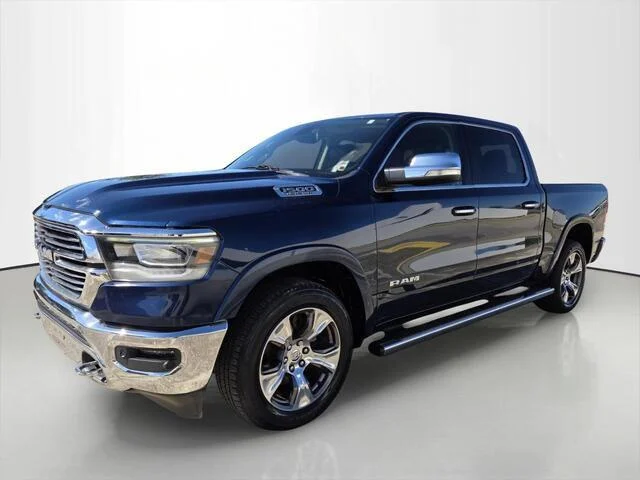 Used 2020 Patriot Blue Pearlcoat Ram Laramie image 9