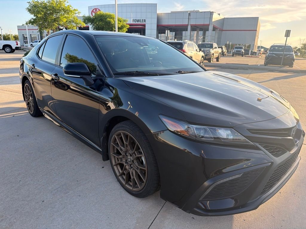 Used 2023 Black Toyota SE Nightshade image 3