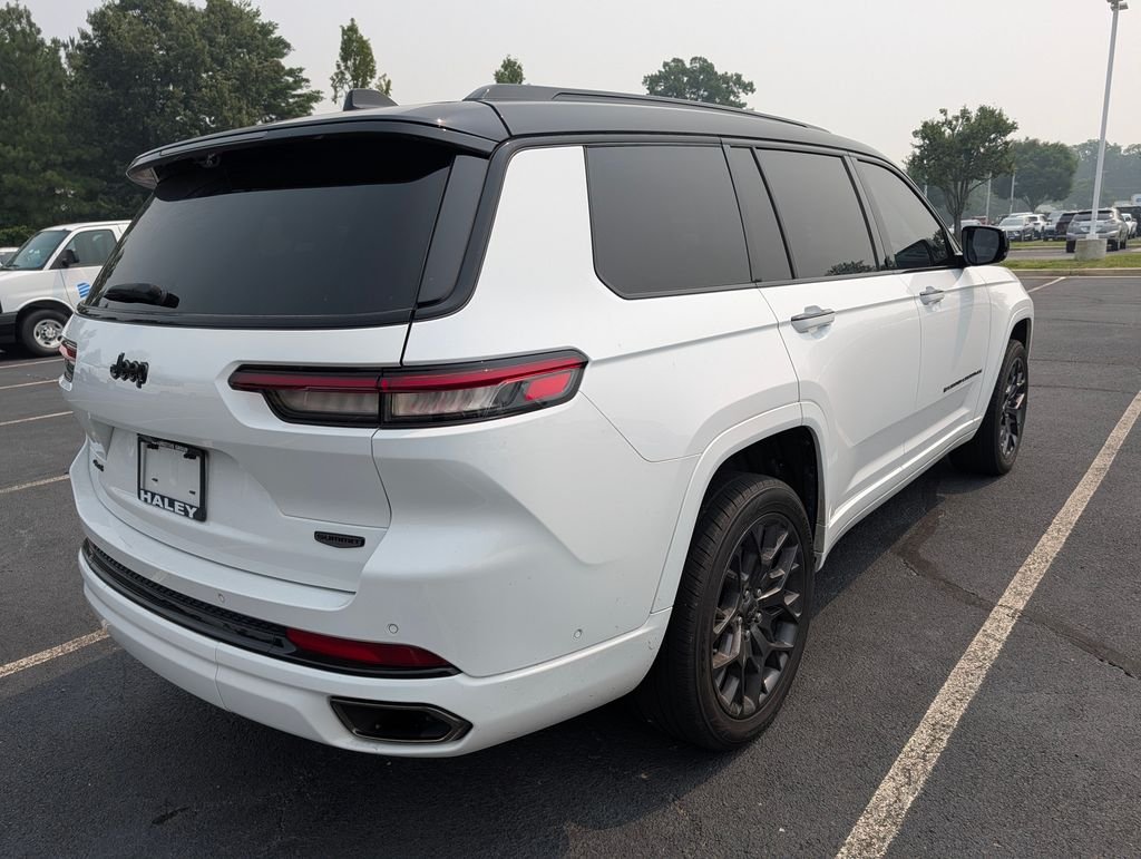 Used 2023 White Jeep Summit image 20