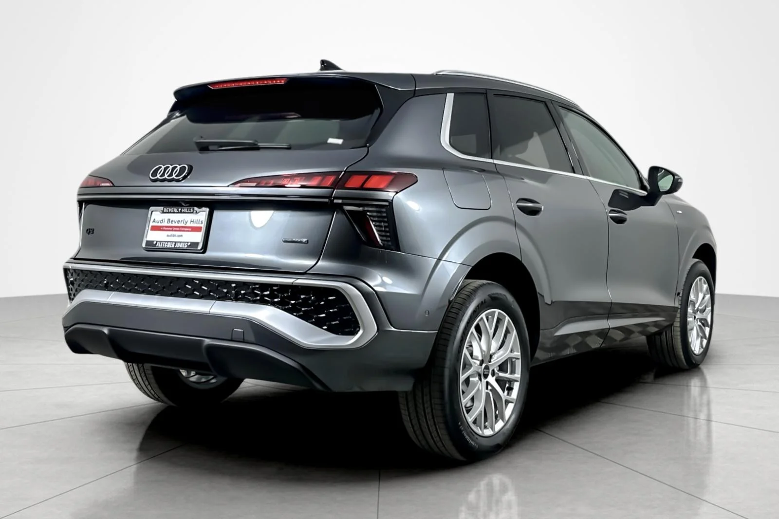 Used 2026 Daytona Gray Pearl Effect Audi S line quattro image 6