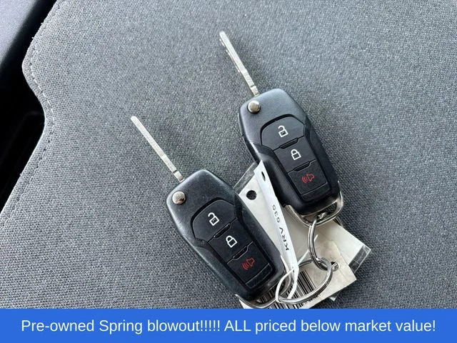 Used 2021 White Ford XLT image 29