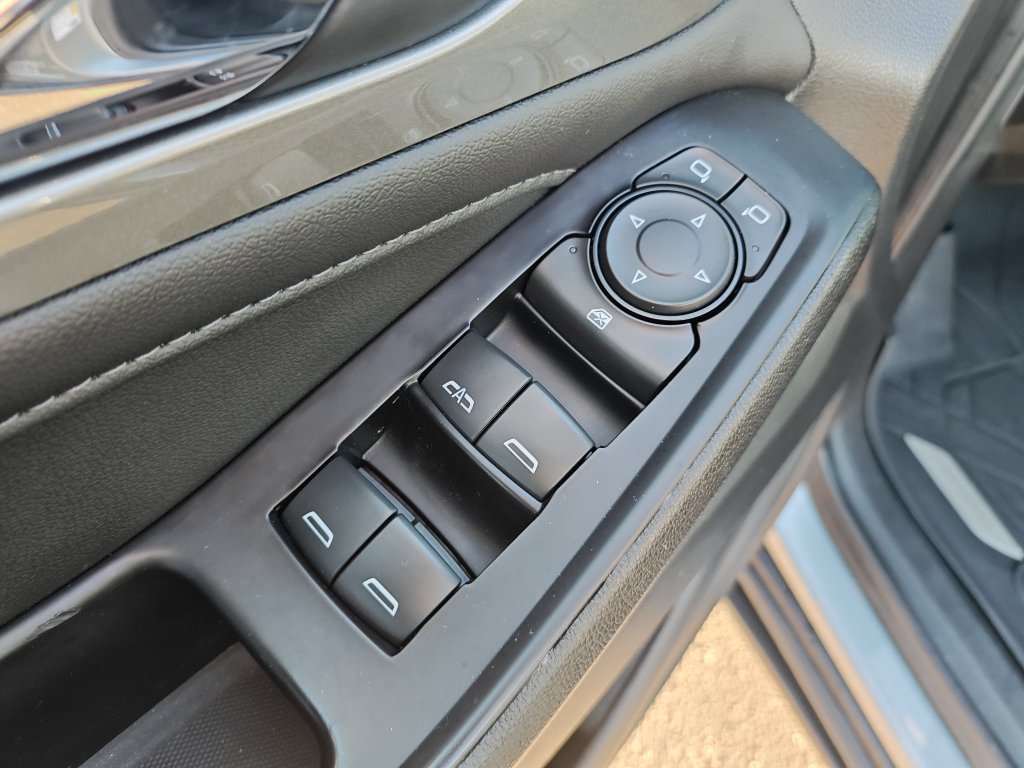 Used 2023 Gray Chevrolet LT image 11