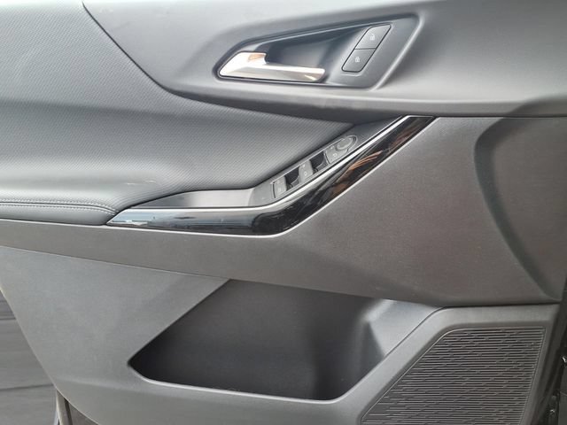 New 2027 Mosaic Black Metallic Chevrolet LT image 13