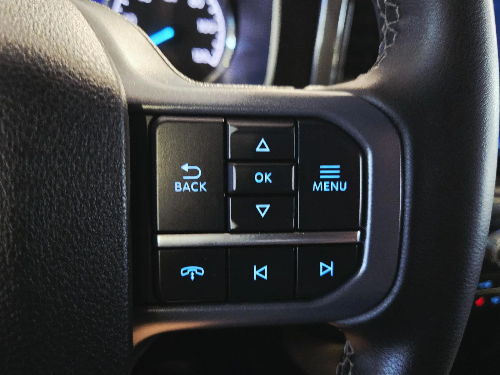 Used 2023 Atlas Blue Ford XLT image 39