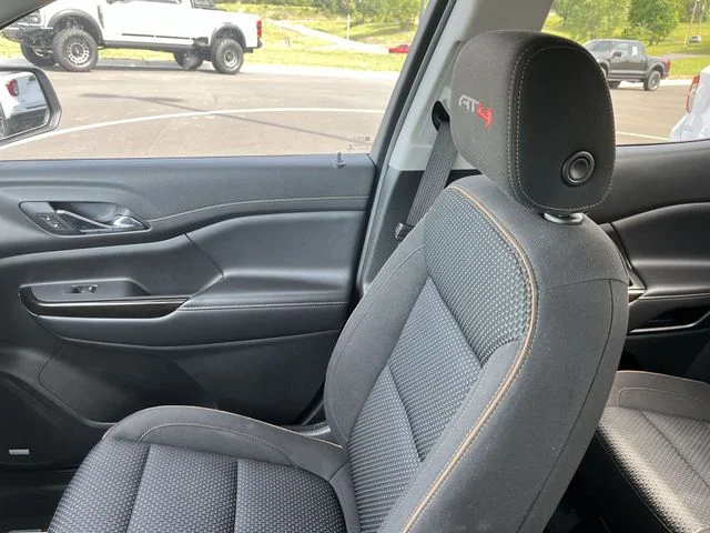 Used 2021 Black GMC AT4 image 25