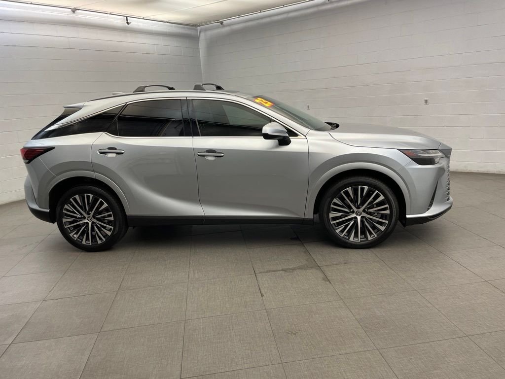 Used 2023 Silver Lexus 350h Premium Plus image 3