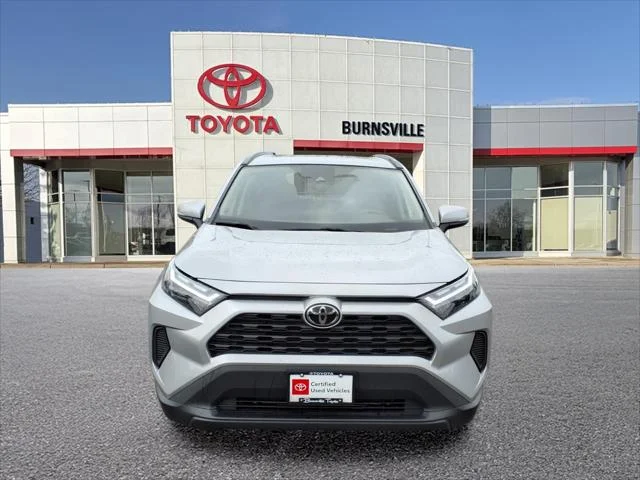Certified Used 2022 SILVER SKY METALLIC Toyota  image 9