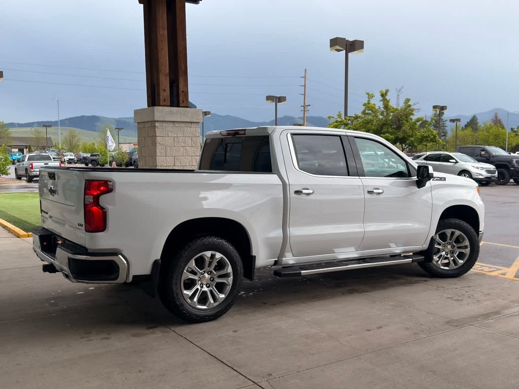 New 2026 Summit White Chevrolet LTZ image 5
