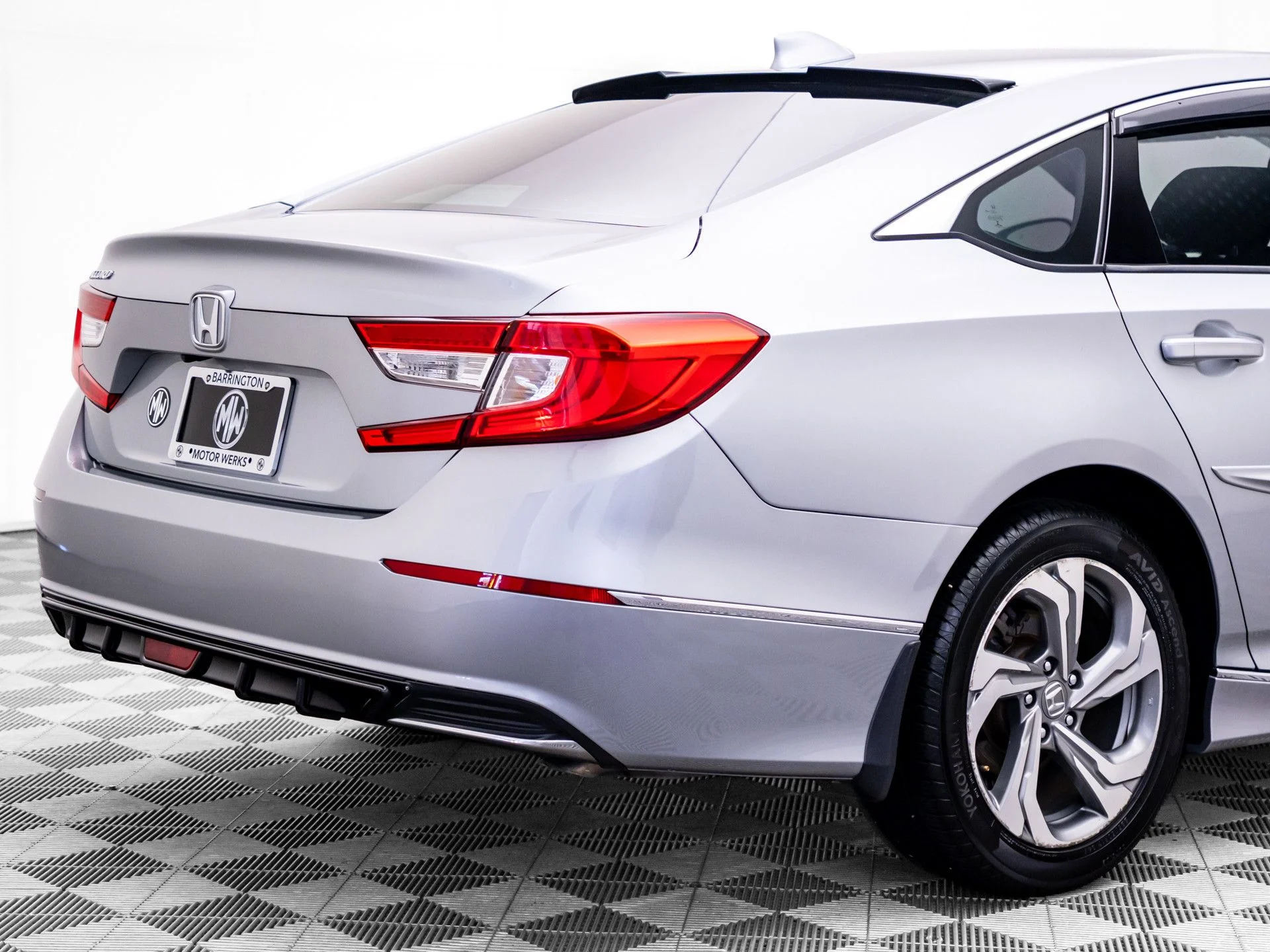 Used 2018  Honda EX image 34