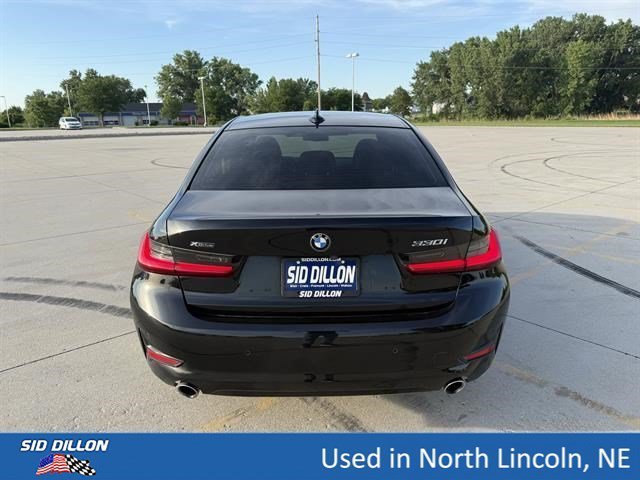 Used 2021 Black Sapphire Metallic BMW 330i xDrive image 5