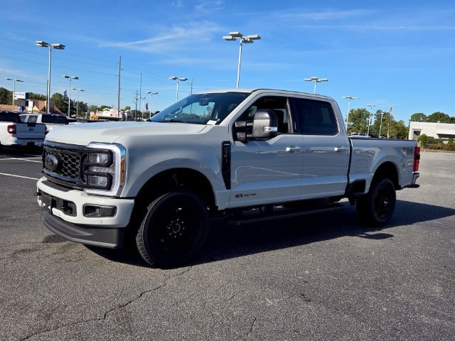 New 2026 Avalanche Ford Lariat image 3