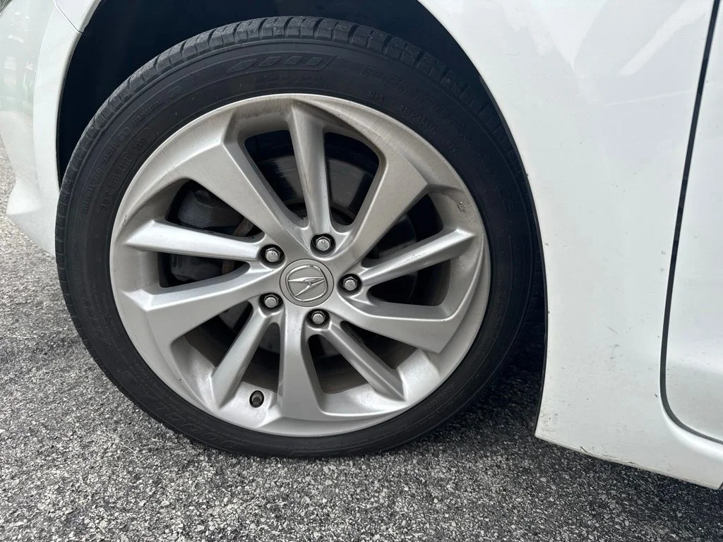 Used 2016 White Acura 2.4L image 5