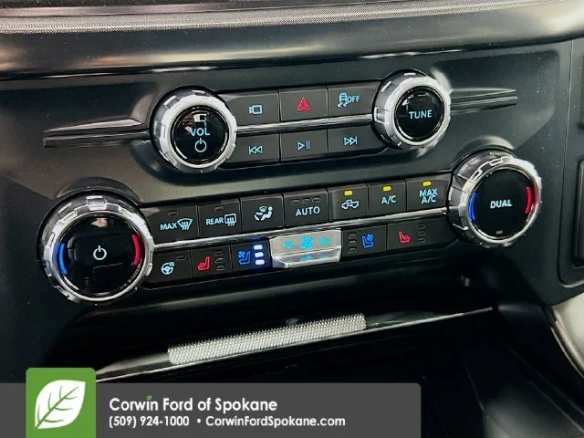 New 2026 Carbonized Gray Metallic Ford Tremor image 9