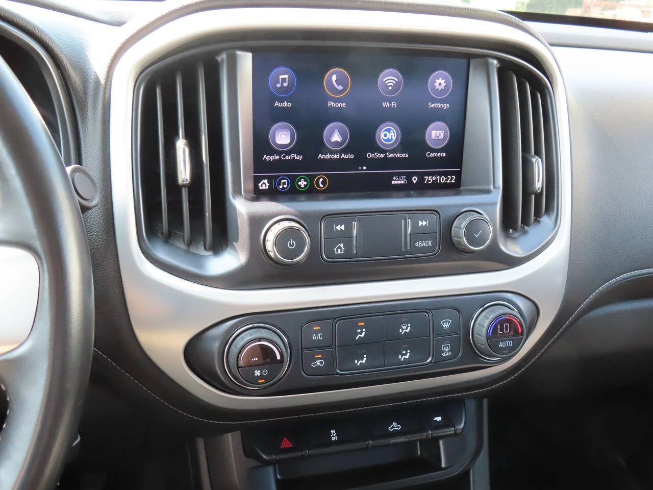 Used 2021 Onyx Black GMC Elevation 4x4 4dr Crew Cab 5 ft. SB image 18