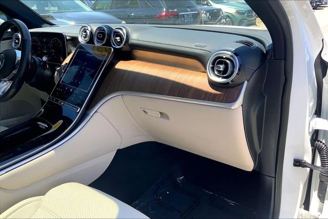 Certified Used 2023 White Mercedes-Benz GLC 300 image 15